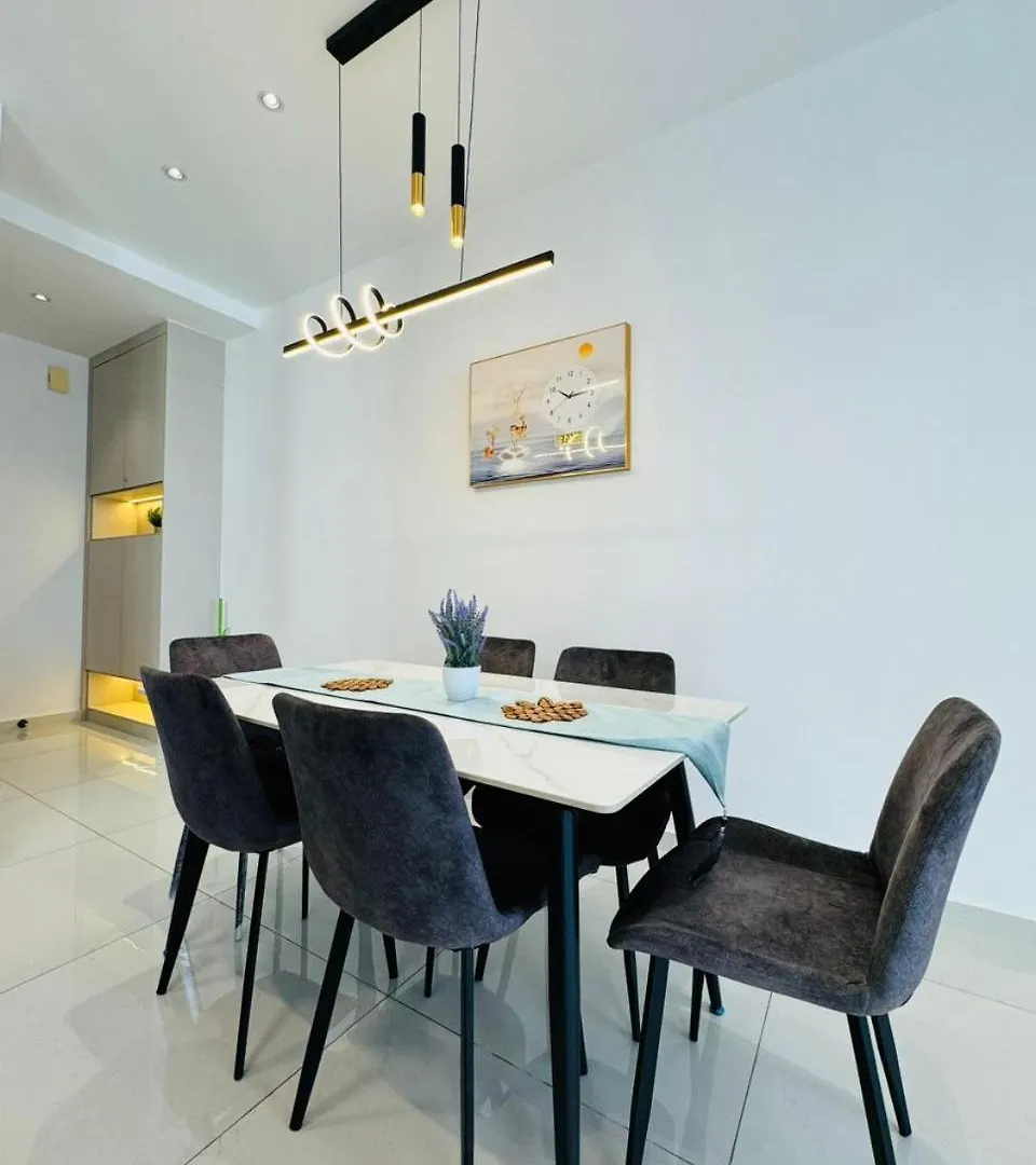 ג'והור בהרו Jb Country Garden Danga Bay By J Agape Homestay דירה ג'והור בהרו